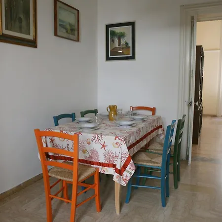 Eden Garden -historic Big House Near Station & Sea Holiday home Gallipoli