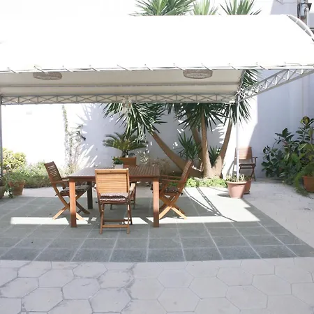 Eden Garden -historic Big House Near Station & Sea Holiday home *