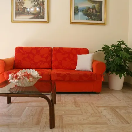 Holiday home Eden Garden -historic Big House Near Station & Sea Gallipoli
